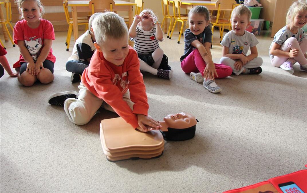 „Światowy Dzień Pierwszej Pomocy” w grupie Motylków