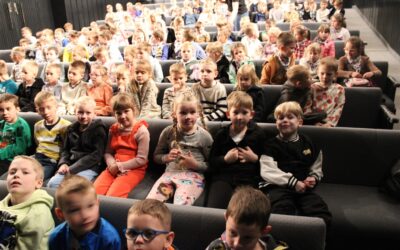 „Wycieczka do Teatru Animacji w Poznaniu dzieci z grupy Biedronek i Myszek”