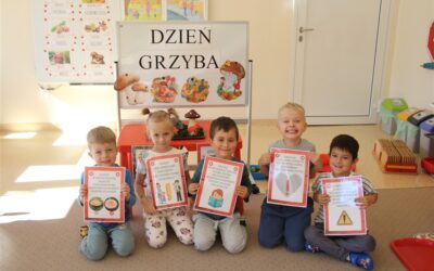 „Pod kapeluszem grzybkowym – świat jest bajkowy i kolorowy” – obchody Dnia Grzyba w grupie Pszczółek i Motyli