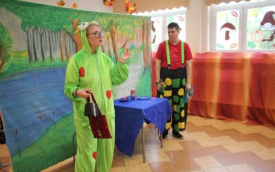 ,,Mądra głowa zna magiczne słowa’’ – teatrzyk dla wszystkich grup