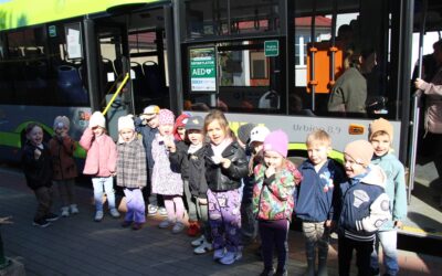 „Czym możemy podróżować?” – zajęcia w grupie Motyli