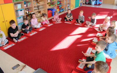 ,,Muzyka wokół nas’’ – zajęcia w grupie Żabek