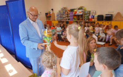 „Dziś w przedszkolu miły czas – Pan Burmistrz odwiedził nas” – wizyta Pana Burmistrza w naszym przedszkolu